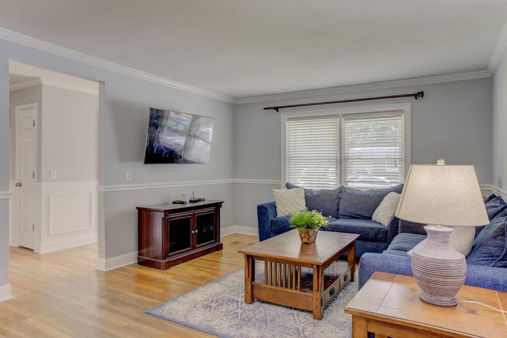 Charming Home Near Folly & Downtown Charleston Exteriör bild