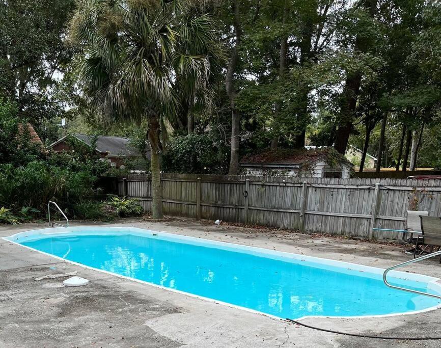 Charming Home Near Folly & Downtown Charleston Exteriör bild
